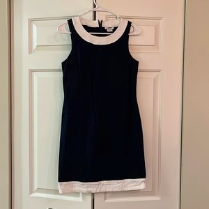 Vineyard Vines - Navy shift dress - Size 4